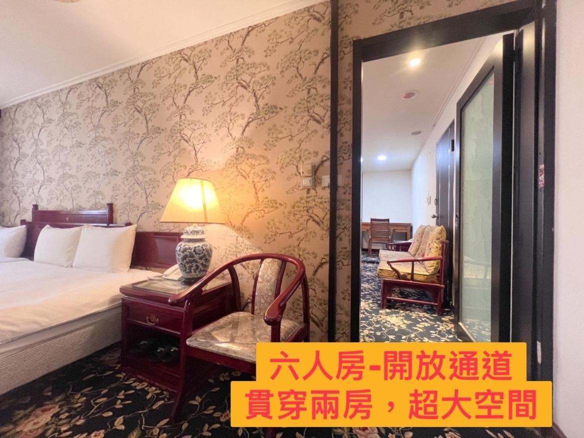 Kiwi Hotel Mrt Wenxin Branch Taichung Exterior foto